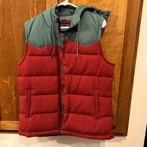 XL Women’s Patagonia Puffer Vest